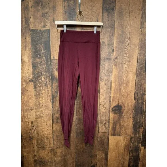Lululemon Back In Action Jogger (29") Garnet Size 4 EUC - Picture 2 of 5